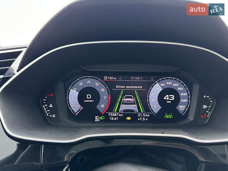 Внедорожник / Кроссовер Audi Q3 2020 в Тернополе