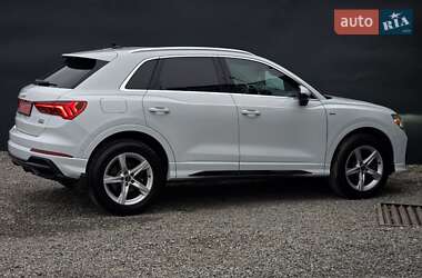 Внедорожник / Кроссовер Audi Q3 2019 в Тернополе