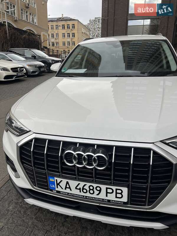 Внедорожник / Кроссовер Audi Q3 2021 в Киеве фото 2 Внедорожник / Кроссовер Audi Q3 2021 в Киеве