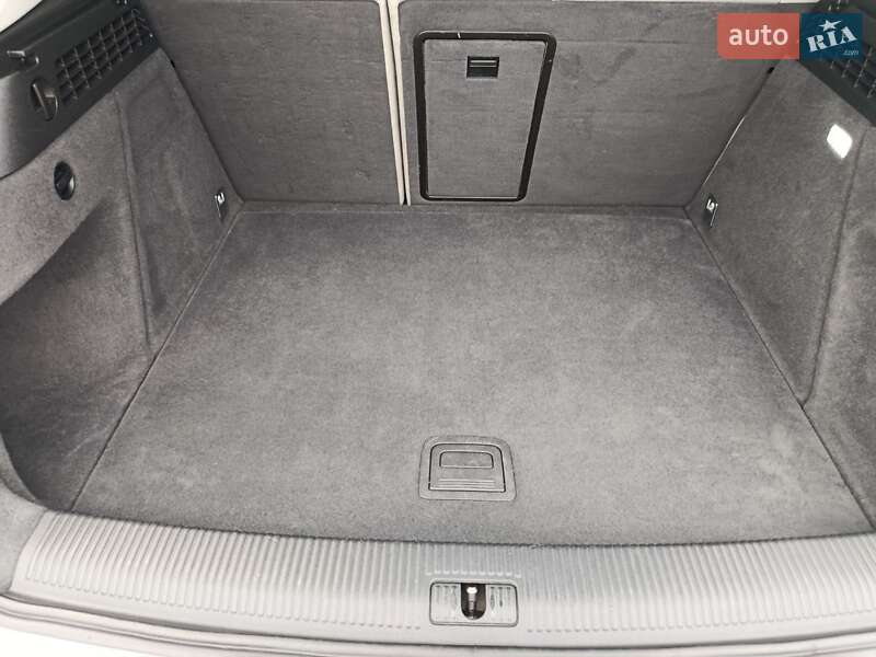 Внедорожник / Кроссовер Audi Q3 2012 в Коломые