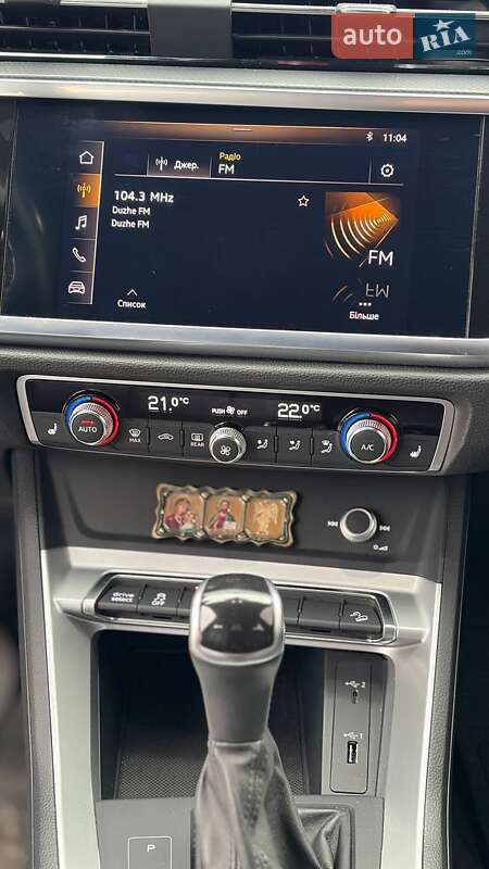 Внедорожник / Кроссовер Audi Q3 2019 в Львове