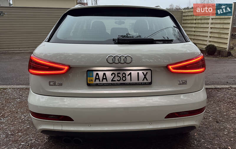 Внедорожник / Кроссовер Audi Q3 2013 в Киеве