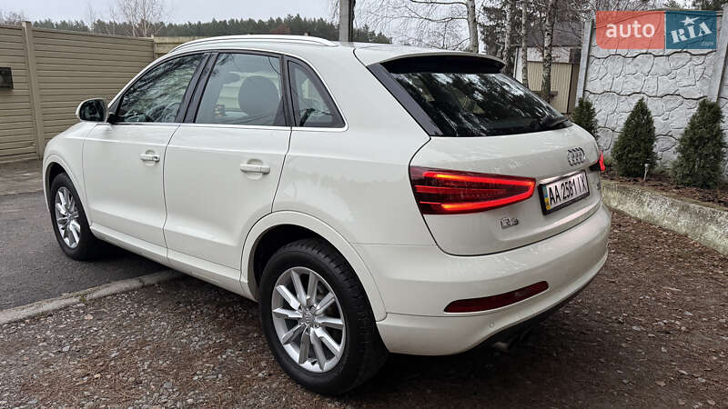 Внедорожник / Кроссовер Audi Q3 2013 в Киеве