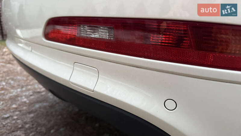 Внедорожник / Кроссовер Audi Q3 2013 в Киеве