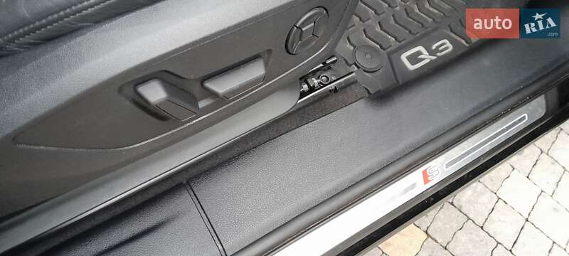 Внедорожник / Кроссовер Audi Q3 2020 в Стрые