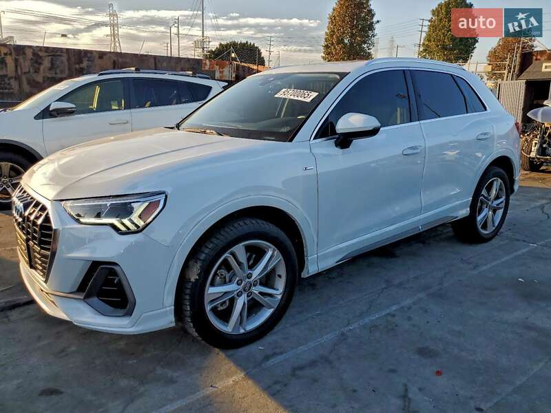 Внедорожник / Кроссовер Audi Q3 2019 в Днепре фото Внедорожник / Кроссовер Audi Q3 2019 в Днепре