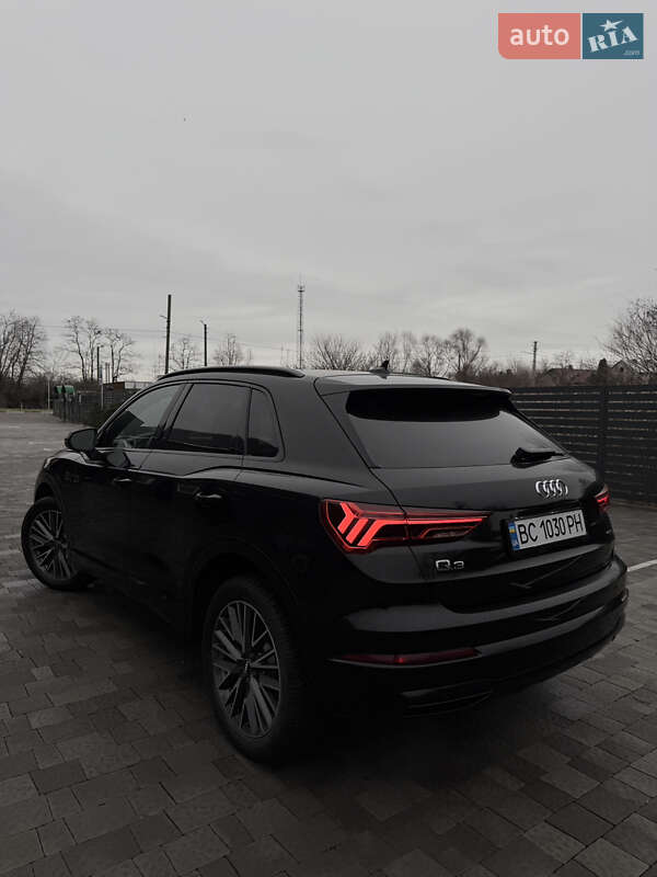 Внедорожник / Кроссовер Audi Q3 2021 в Львове