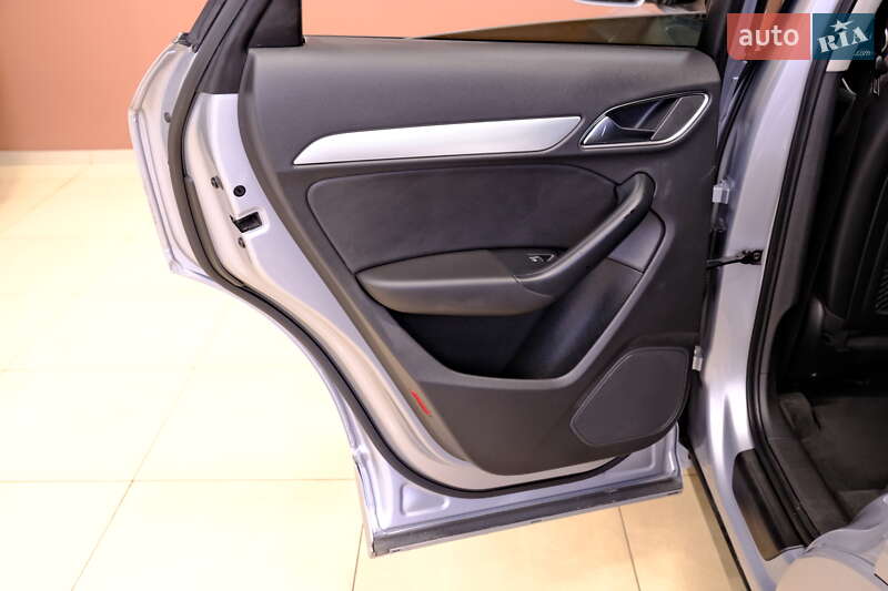 Внедорожник / Кроссовер Audi Q3 2015 в Одессе фото 32 Внедорожник / Кроссовер Audi Q3 2015 в Одессе