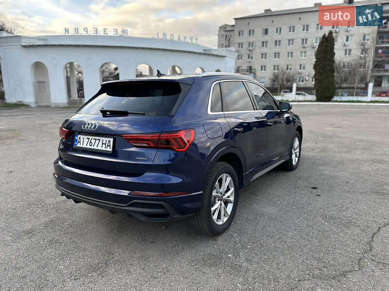 Внедорожник / Кроссовер Audi Q3 2024 в Белой Церкви