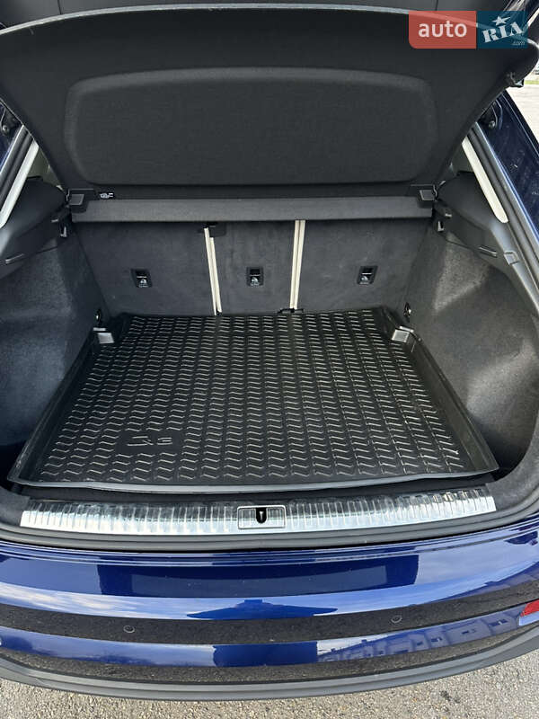 Внедорожник / Кроссовер Audi Q3 2024 в Белой Церкви