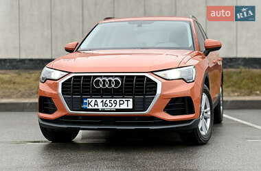 Позашляховик / Кросовер Audi Q3 2020 в Києві