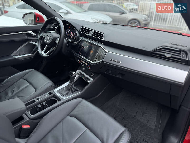Внедорожник / Кроссовер Audi Q3 2020 в Одессе фото 16 Внедорожник / Кроссовер Audi Q3 2020 в Одессе