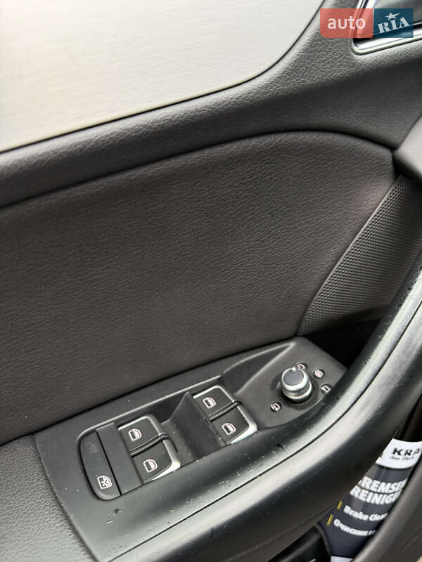 Внедорожник / Кроссовер Audi Q3 2015 в Самборе фото 58 Внедорожник / Кроссовер Audi Q3 2015 в Самборе