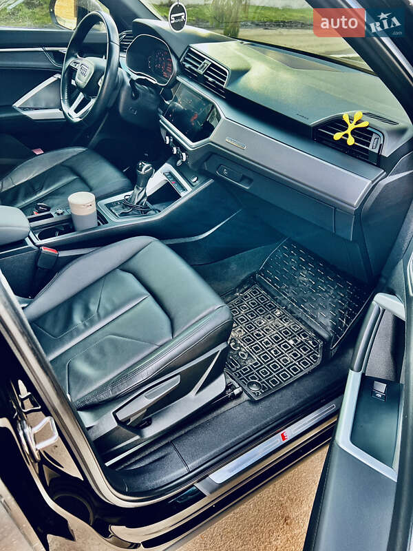 Внедорожник / Кроссовер Audi Q3 2019 в Львове фото 9 Внедорожник / Кроссовер Audi Q3 2019 в Львове
