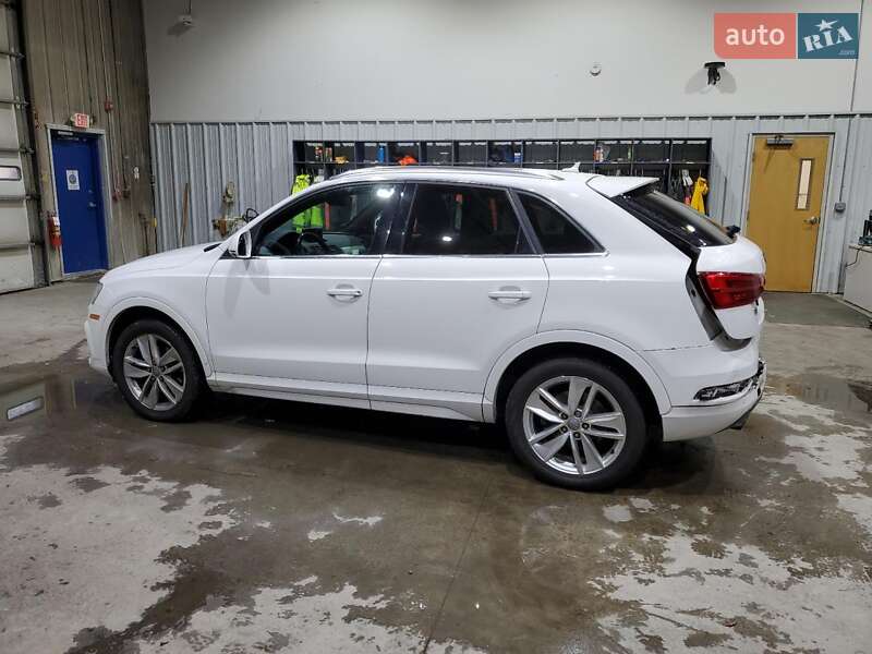 Внедорожник / Кроссовер Audi Q3 2016 в Тернополе