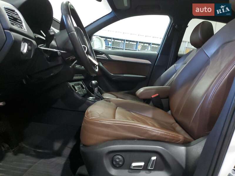 Внедорожник / Кроссовер Audi Q3 2016 в Тернополе