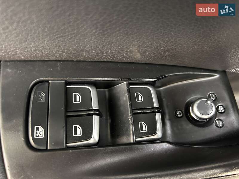 Внедорожник / Кроссовер Audi Q3 2015 в Кременце