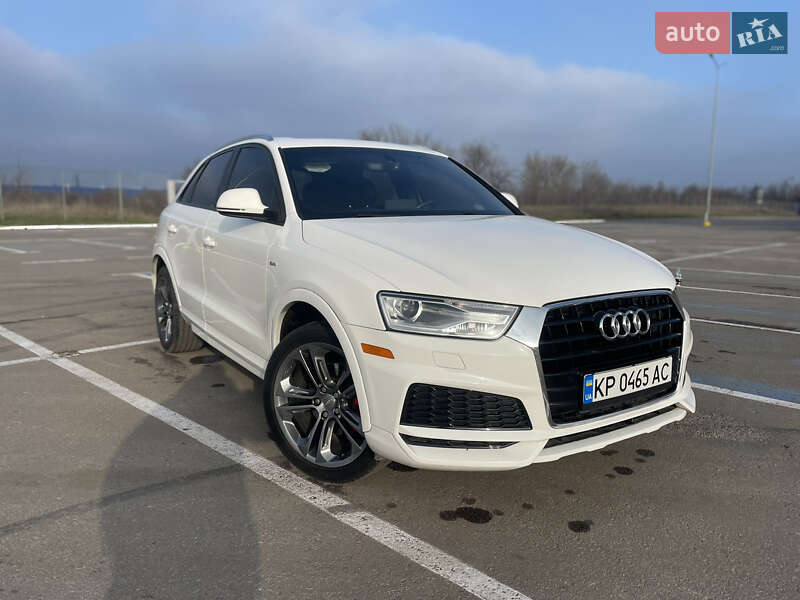 Внедорожник / Кроссовер Audi Q3 2017 в Запорожье