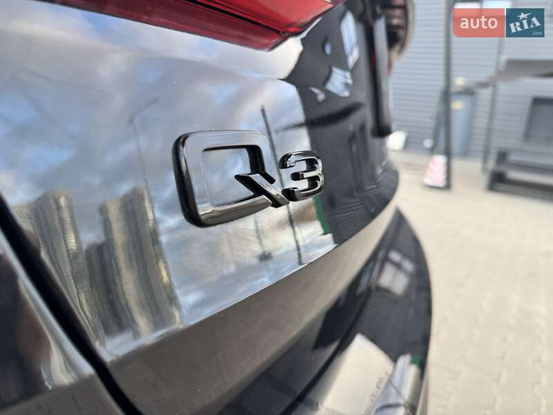 Внедорожник / Кроссовер Audi Q3 2024 в Киеве