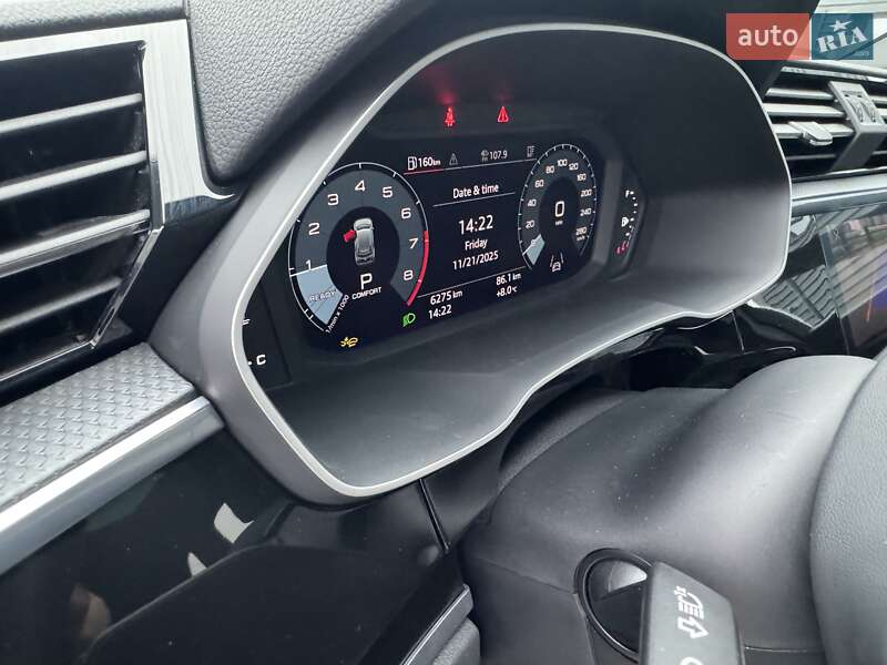 Внедорожник / Кроссовер Audi Q3 2024 в Киеве