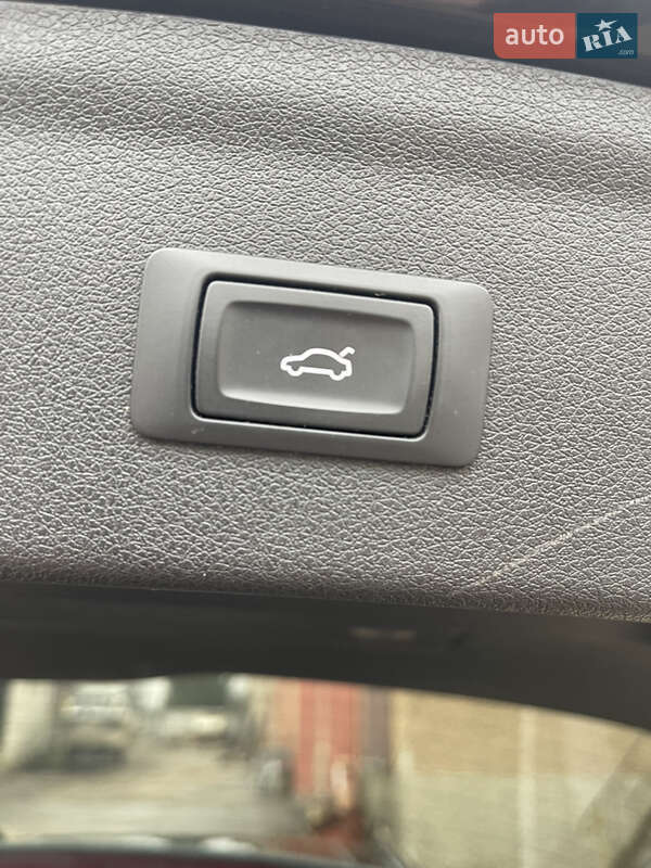 Внедорожник / Кроссовер Audi Q3 2016 в Тернополе фото 14 Внедорожник / Кроссовер Audi Q3 2016 в Тернополе