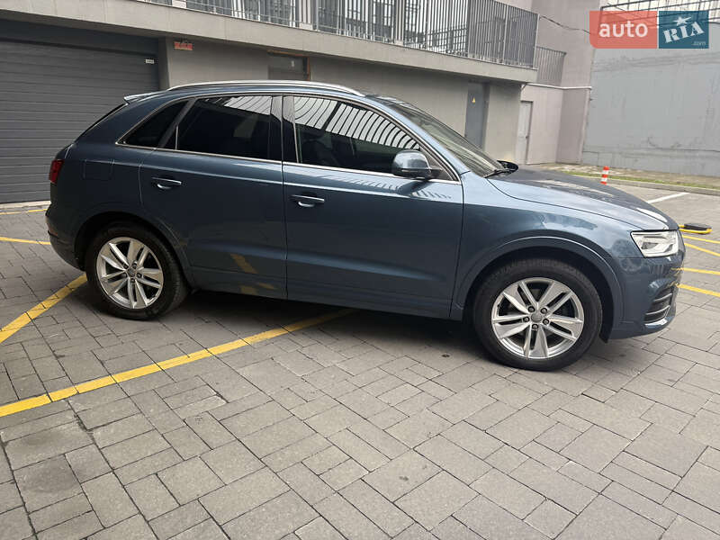 Внедорожник / Кроссовер Audi Q3 2015 в Львове