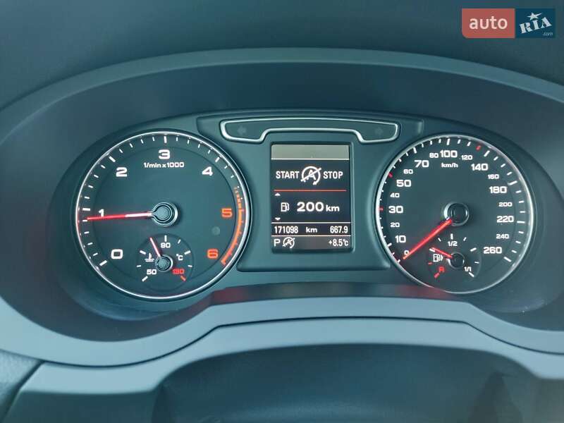 Внедорожник / Кроссовер Audi Q3 2014 в Бердичеве