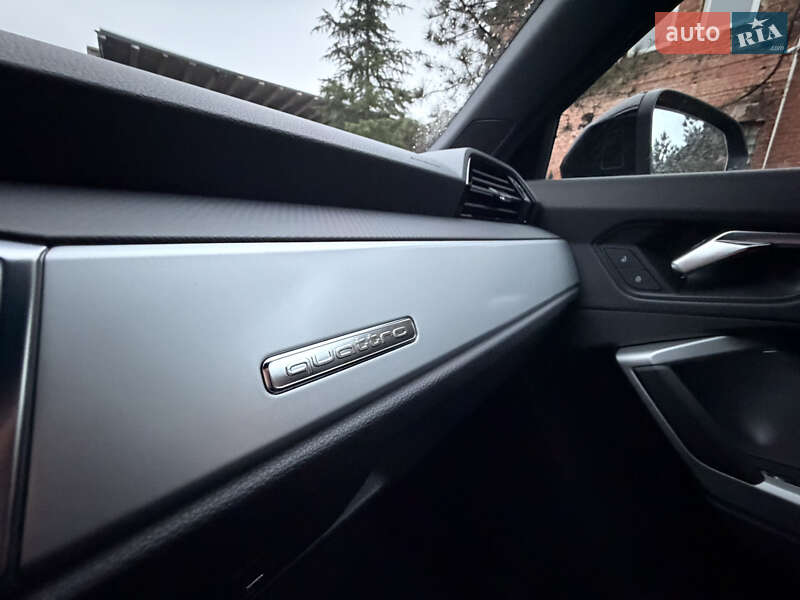 Внедорожник / Кроссовер Audi Q3 2019 в Львове