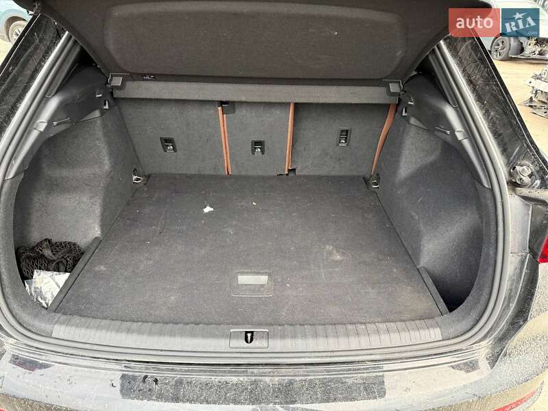 Внедорожник / Кроссовер Audi Q3 2021 в Киеве фото 15 Внедорожник / Кроссовер Audi Q3 2021 в Киеве