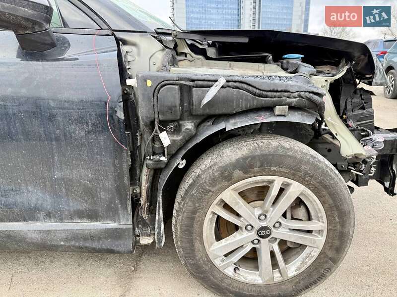 Внедорожник / Кроссовер Audi Q3 2021 в Киеве фото 21 Внедорожник / Кроссовер Audi Q3 2021 в Киеве