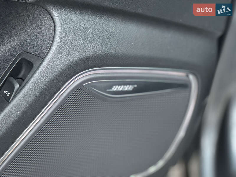 Внедорожник / Кроссовер Audi Q3 2016 в Львове