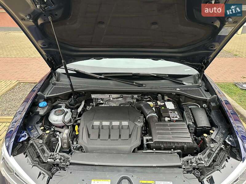 Внедорожник / Кроссовер Audi Q3 2023 в Киеве