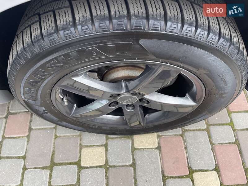 Позашляховик / Кросовер Audi Q3 2013 в Миколаєві