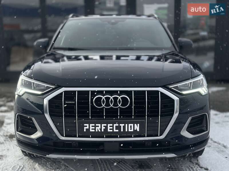 Внедорожник / Кроссовер Audi Q3 2019 в Черновцах