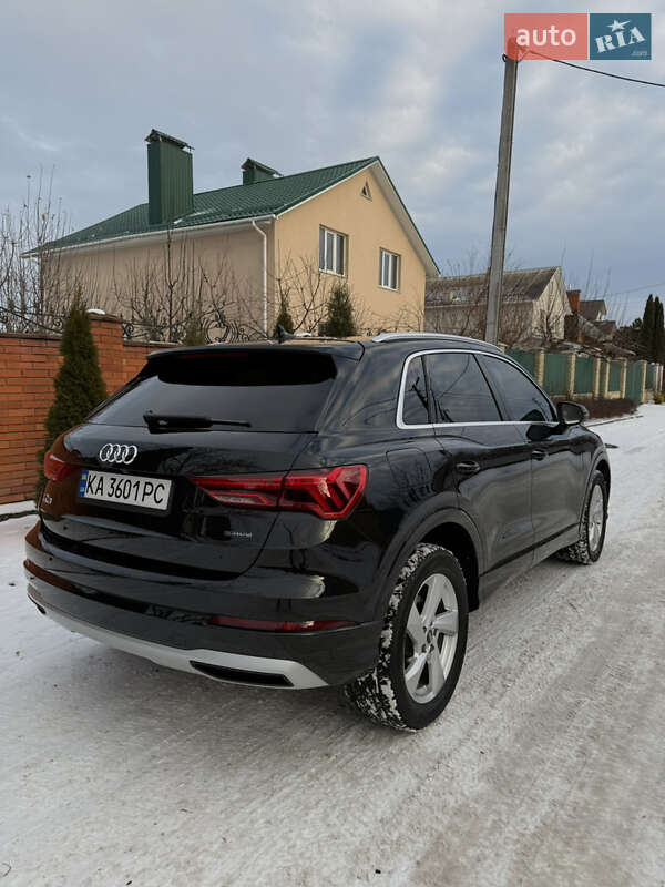 Внедорожник / Кроссовер Audi Q3 2021 в Виннице