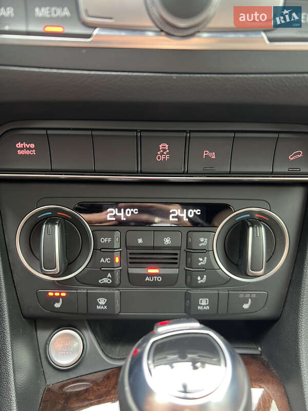 Позашляховик / Кросовер Audi Q3 2017 в Карлівці