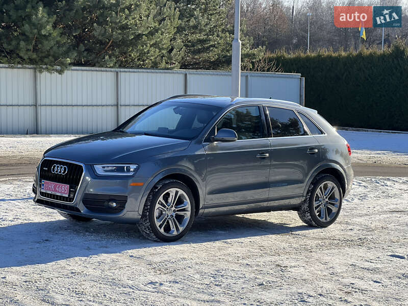 Позашляховик / Кросовер Audi Q3 2015 в Луцьку