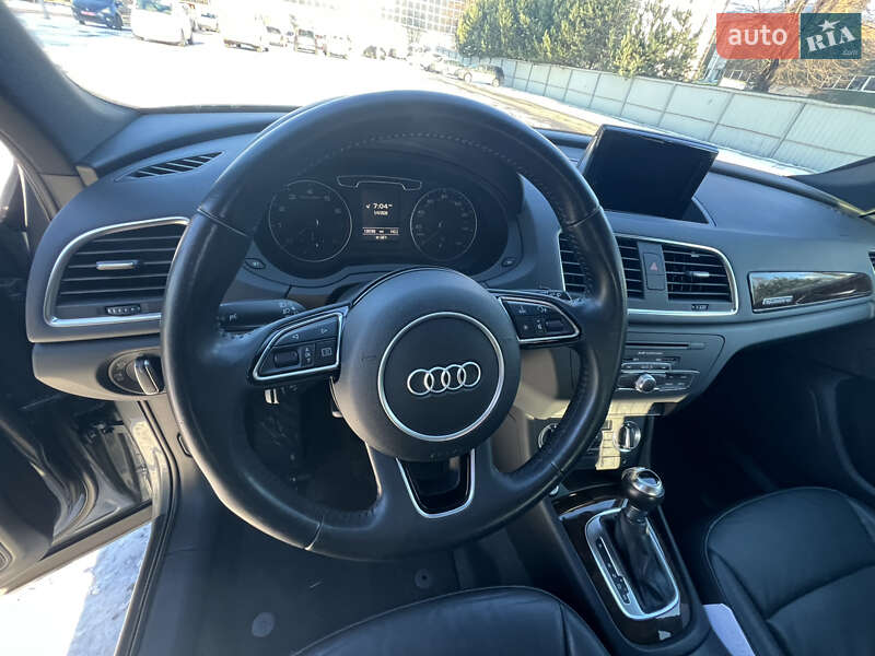 Позашляховик / Кросовер Audi Q3 2015 в Луцьку