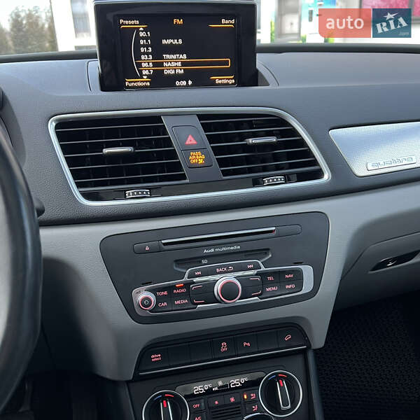 Внедорожник / Кроссовер Audi Q3 2017 в Черновцах