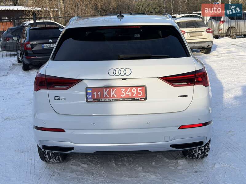 Позашляховик / Кросовер Audi Q3 2020 в Києві