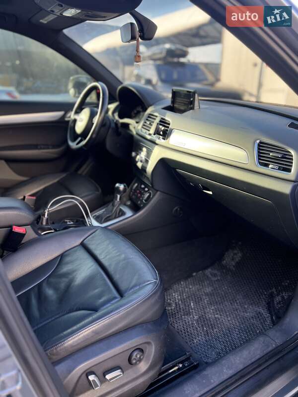 Внедорожник / Кроссовер Audi Q3 2016 в Киеве