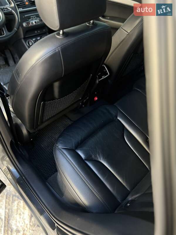 Внедорожник / Кроссовер Audi Q3 2016 в Киеве