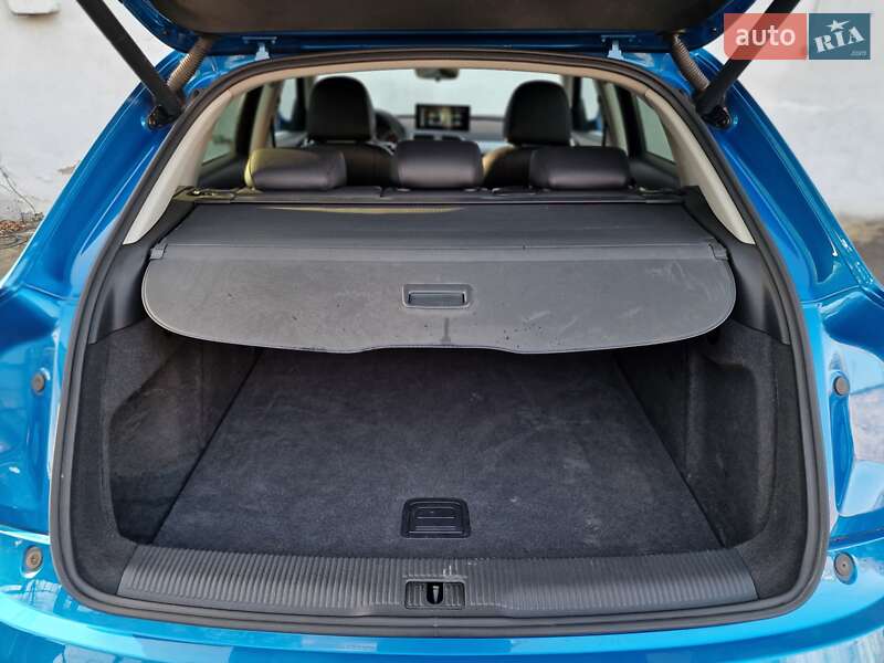 Внедорожник / Кроссовер Audi Q3 2017 в Одессе