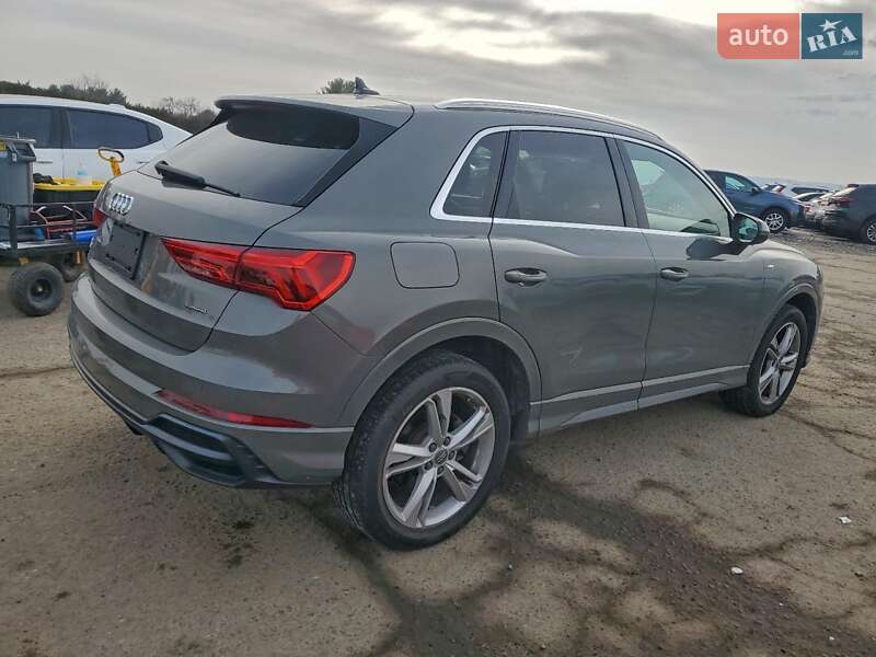 Внедорожник / Кроссовер Audi Q3 2019 в Днепре