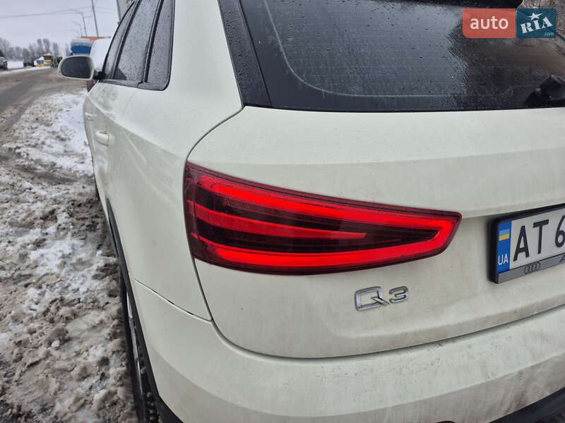 Внедорожник / Кроссовер Audi Q3 2012 в Киеве