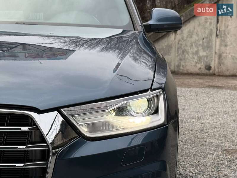 Внедорожник / Кроссовер Audi Q3 2017 в Днепре