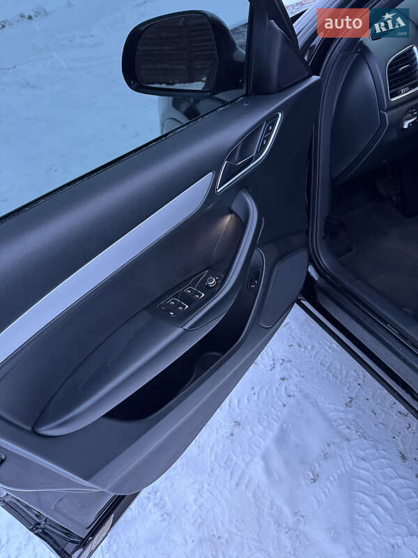 Внедорожник / Кроссовер Audi Q3 2017 в Умани