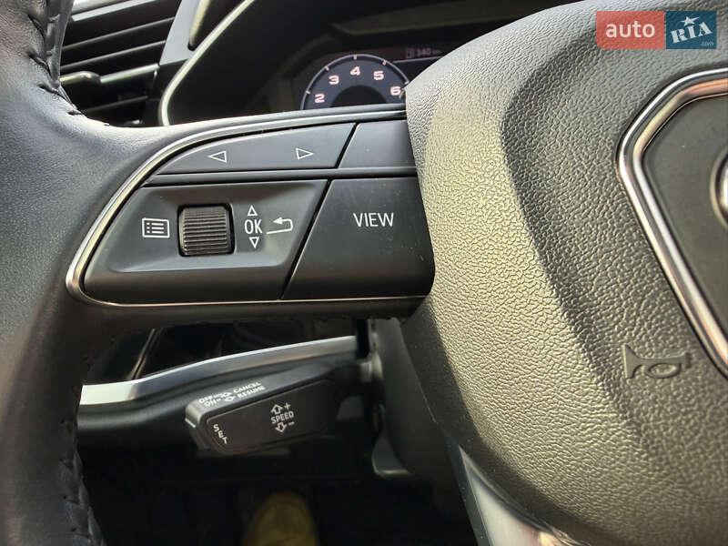 Внедорожник / Кроссовер Audi Q3 2020 в Львове