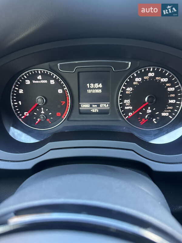 Позашляховик / Кросовер Audi Q3 2017 в Чернівцях фото 10 Позашляховик / Кросовер Audi Q3 2017 в Чернівцях