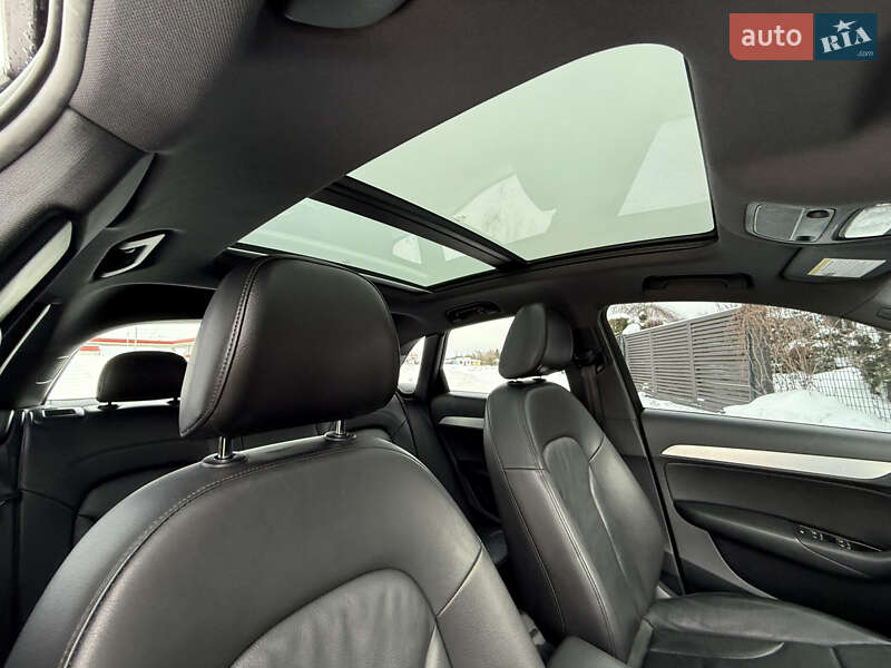 Внедорожник / Кроссовер Audi Q3 2017 в Стрые